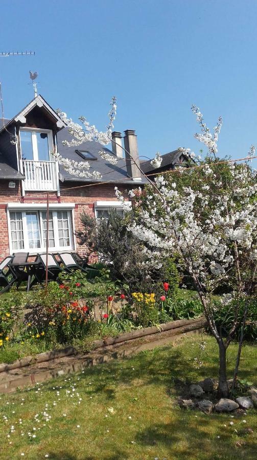 Vacances Paisibles Sur La Cote Fleurie. Trouville-sur-Mer Buitenkant foto